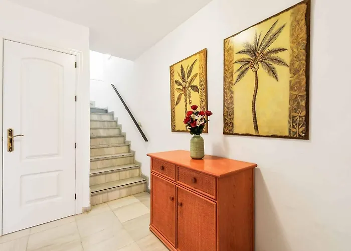 Clarence ヴィラ ネルハ